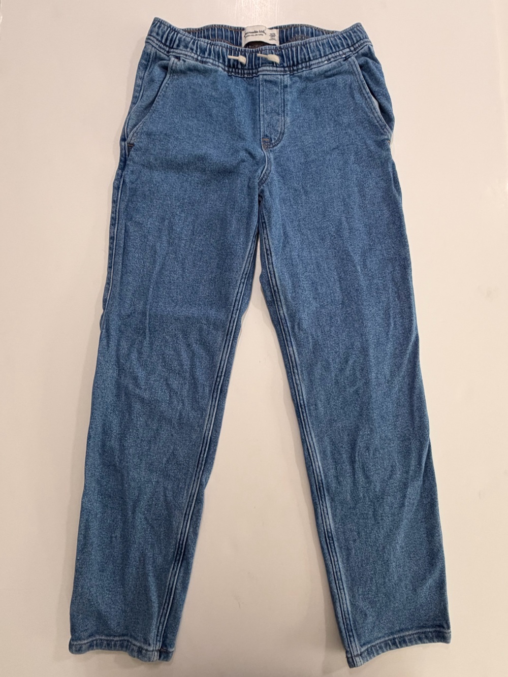 Abercrombie Kids Girls Relaxed Pull-On Taper Denim Jeans Medium Wash 11/12 Long